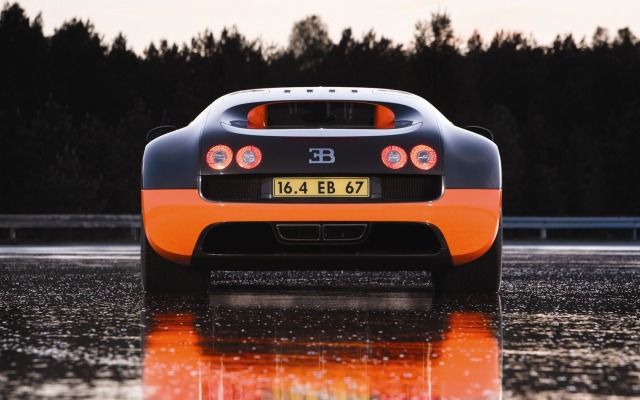 Bugatti Veyron 16.4 Super Sports Car 2011. Desktop wallpaper