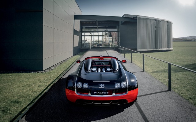 Bugatti Veyron 16.4 Grand Sport Vitesse Spetial Edition Black & Red 2012. Desktop wallpaper