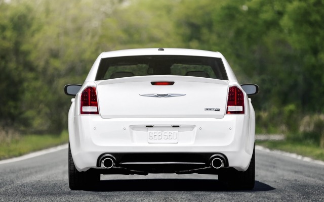 Chrysler 300 SRT8 2012. Desktop wallpaper