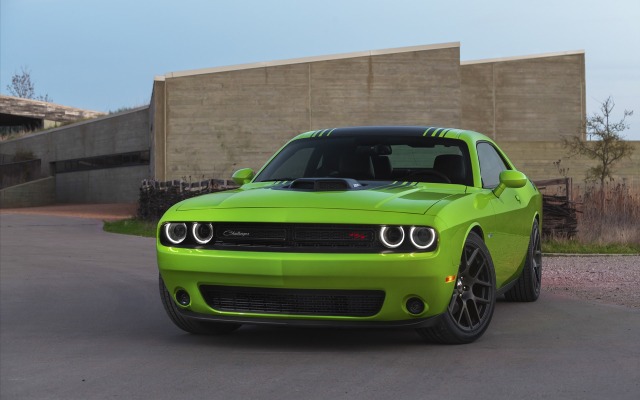 Dodge Challenger Shaker 2015. Desktop wallpaper