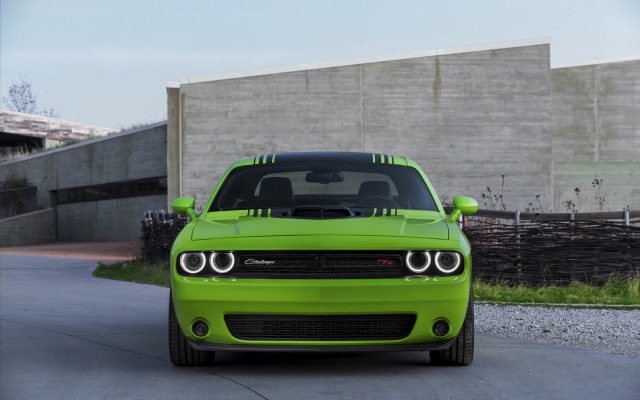 Dodge Challenger Shaker 2015. Desktop wallpaper