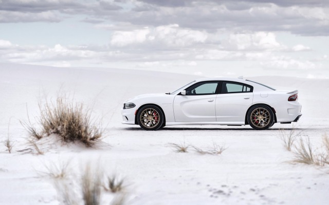 Dodge Charger SRT Hellcat 2015. Desktop wallpaper