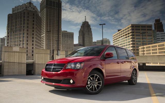 Dodge Grand Caravan 2015. Desktop wallpaper