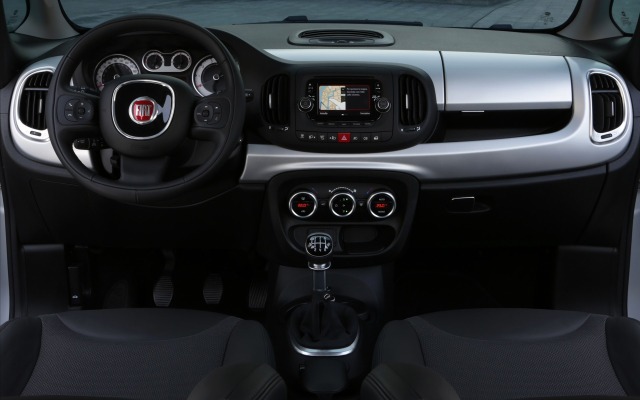 Fiat 500L Beats Edition 2014. Desktop wallpaper