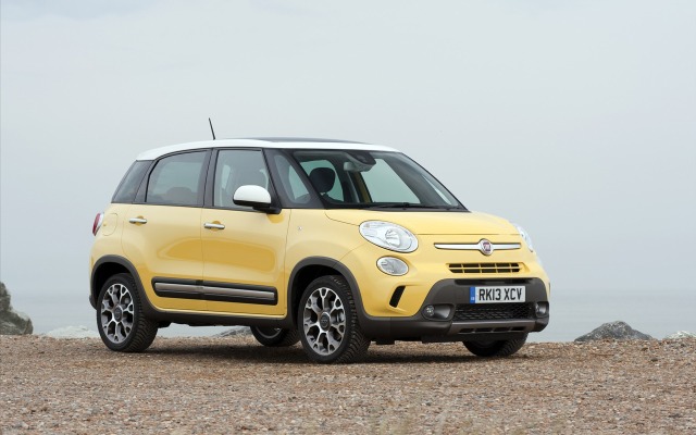 Fiat 500L Trekking 2014. Desktop wallpaper