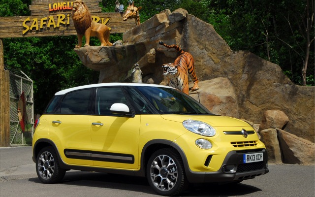 Fiat 500L Trekking 2014. Desktop wallpaper