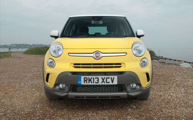 Fiat 500L Trekking 2014. Desktop wallpaper