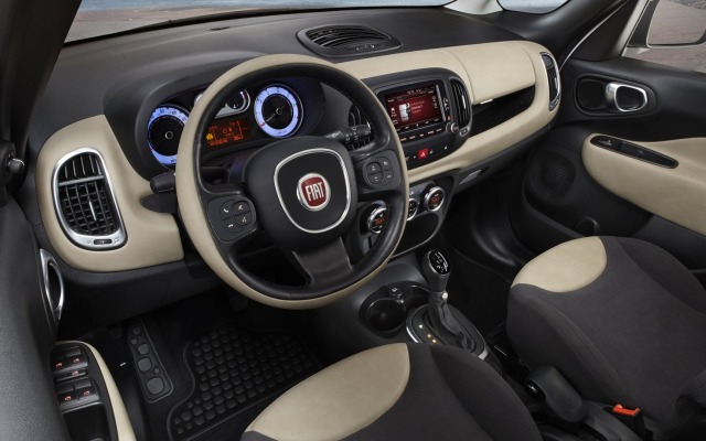 Fiat 500L 2014. Desktop wallpaper