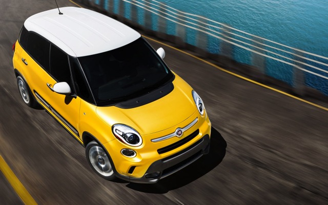 Fiat 500L 2014. Desktop wallpaper