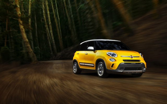 Fiat 500L 2014. Desktop wallpaper