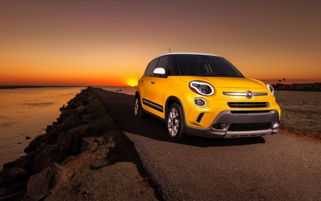 Fiat 500L 2014. Desktop wallpaper