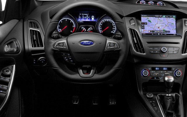 Ford Focus ST 2015. Desktop wallpaper