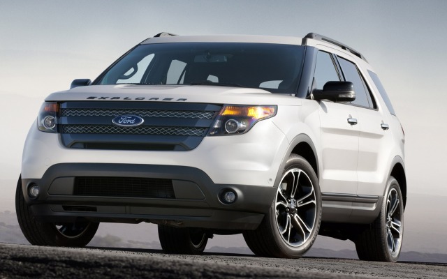 Ford Explorer Sport 2013. Desktop wallpaper