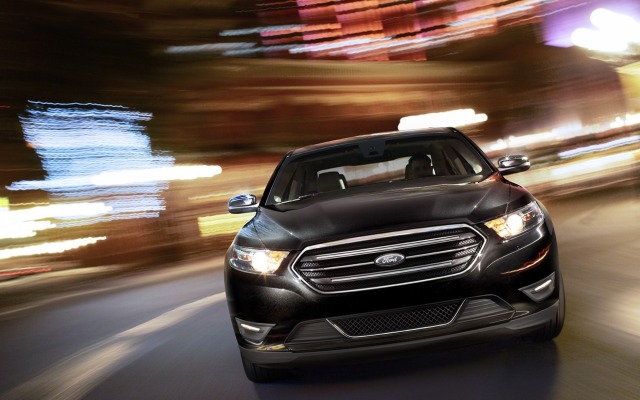 Ford Taurus 2013. Desktop wallpaper