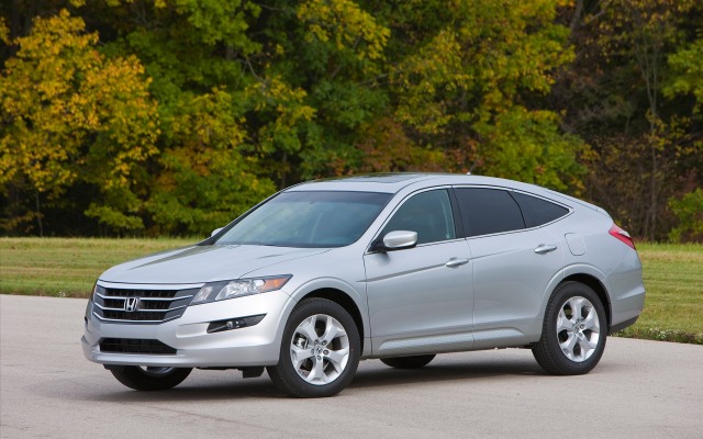 Honda Accord Crosstour 2012. Desktop wallpaper