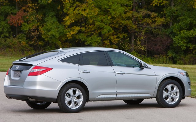 Honda Accord Crosstour 2012. Desktop wallpaper