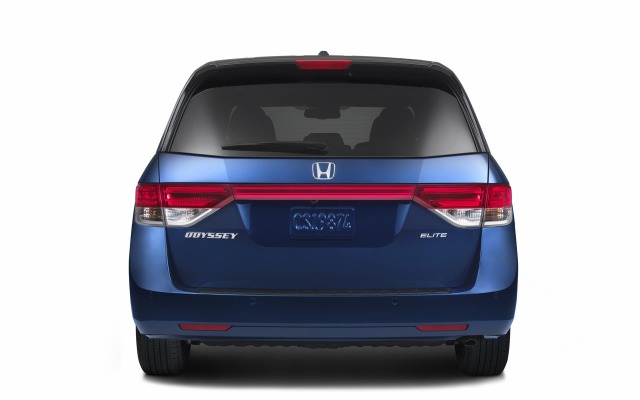 Honda Odyssey 2015. Desktop wallpaper