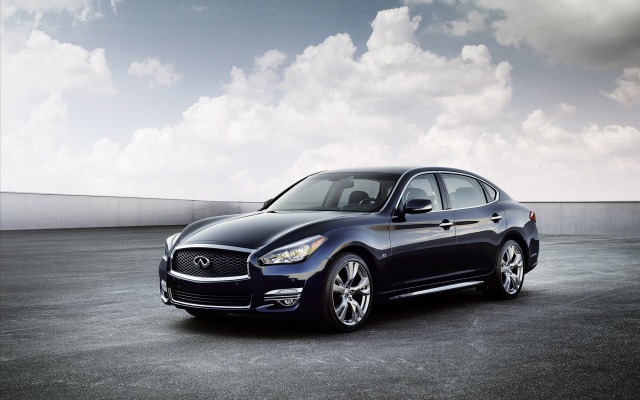 Infiniti Q70 2015. Desktop wallpaper