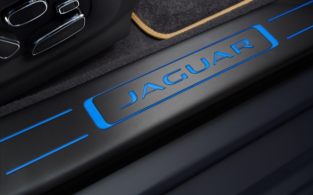 Jaguar XJ 2014. Desktop wallpaper
