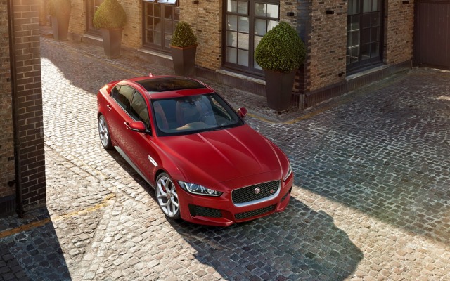 Jaguar XE S 2016. Desktop wallpaper