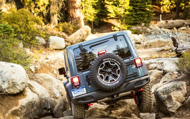 Jeep Wrangler Rubicon 10th Anniversary Edition 2013. Desktop wallpaper