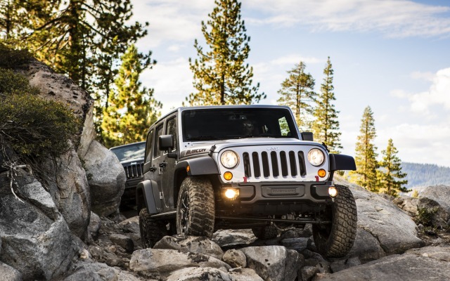 Jeep Wrangler Rubicon 10th Anniversary Edition 2013. Desktop wallpaper