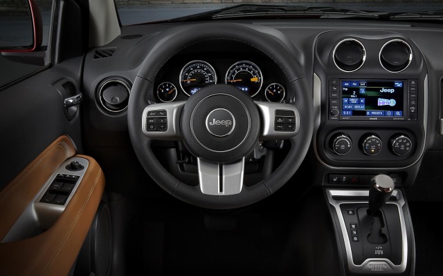 Jeep Compass 2014. Desktop wallpaper