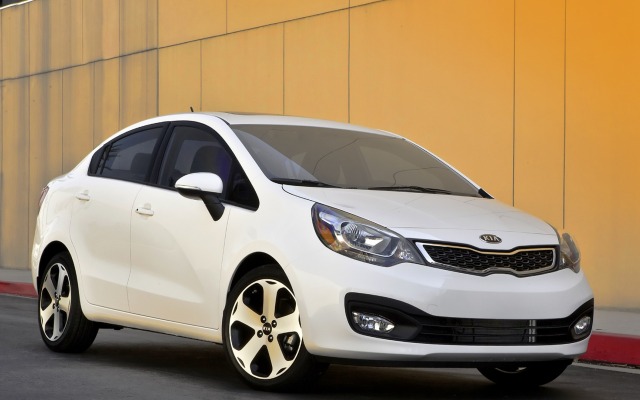 Kia Rio 2013. Desktop wallpaper