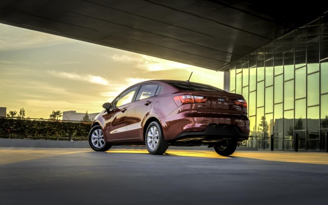 Kia Rio 2016. Desktop wallpaper