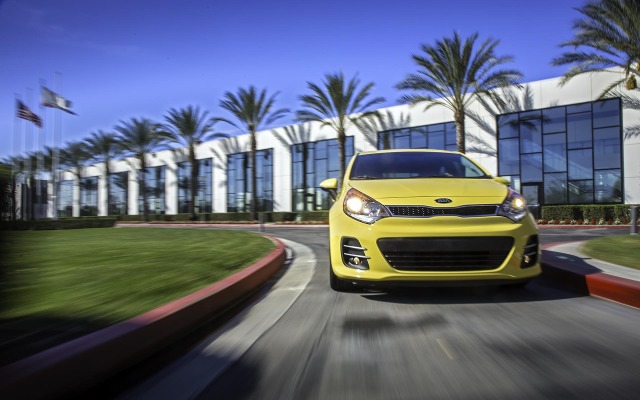 Kia Rio 5-Door 2016. Desktop wallpaper