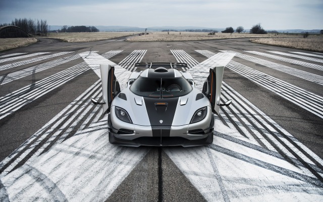 Koenigsegg One:1. Desktop wallpaper