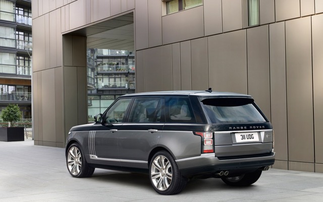 Land Rover Range Rover SVAutobiography 2016. Desktop wallpaper