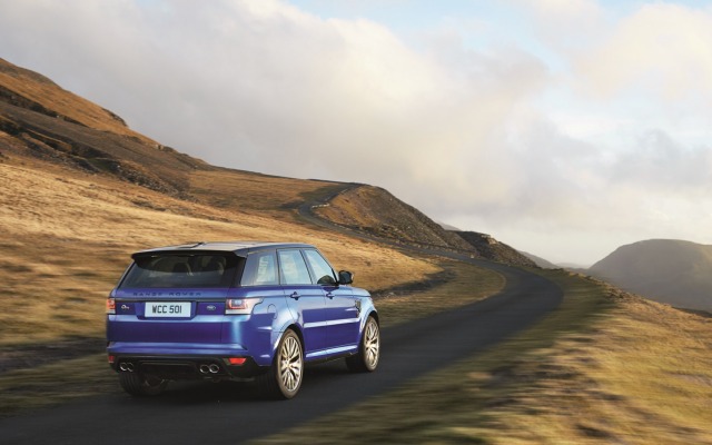 Land Rover Range Rover Sport SVR 2015. Desktop wallpaper