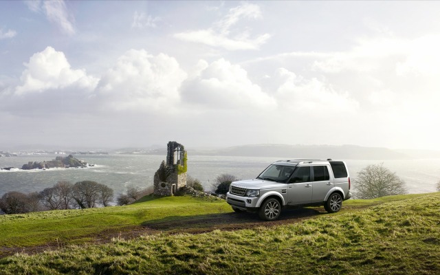 Land Rover Discovery XXV Edition 2014. Desktop wallpaper