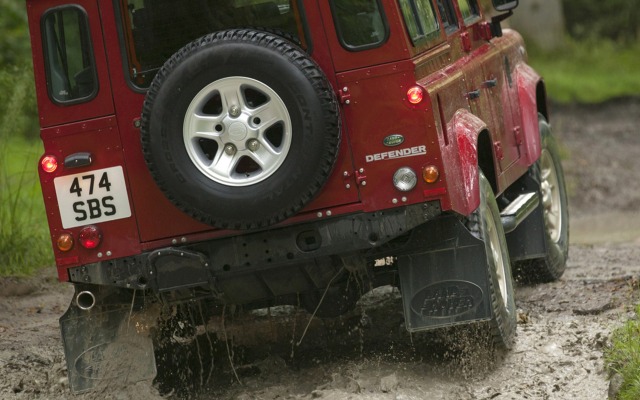 Land Rover Defender 2013. Desktop wallpaper