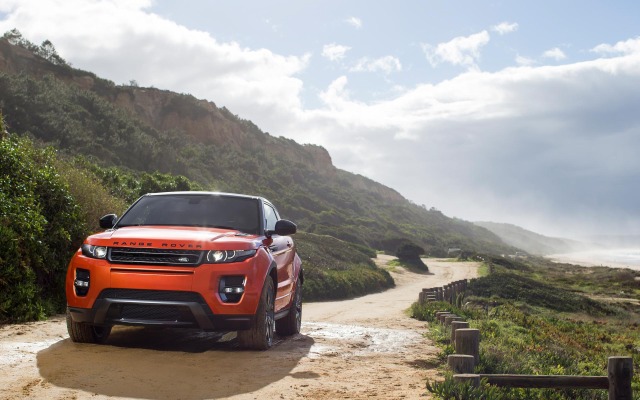 Land Rover Range Rover Evoque Autobiography Dynamic 2015. Desktop wallpaper