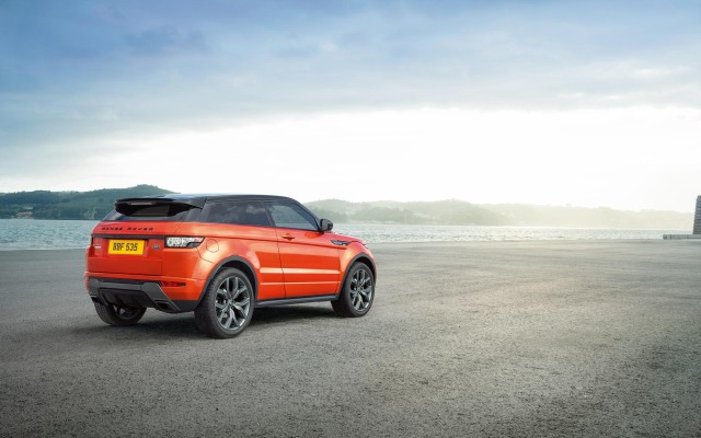 Land Rover Range Rover Evoque Autobiography Dynamic 2015. Desktop wallpaper