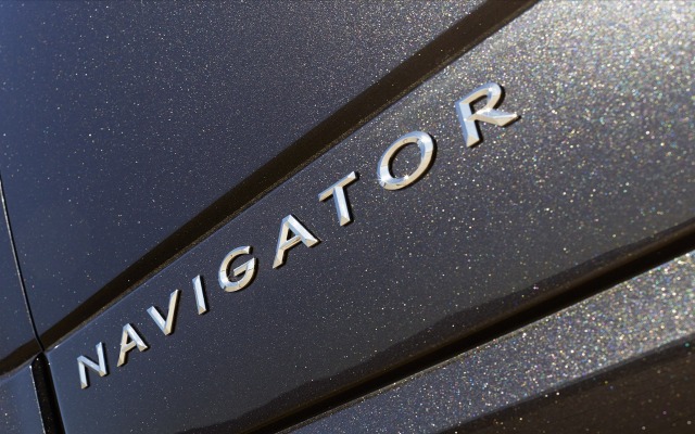 Lincoln Navigator 2015. Desktop wallpaper