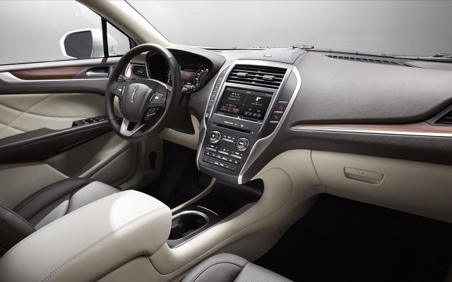 Lincoln MKC 2015. Desktop wallpaper