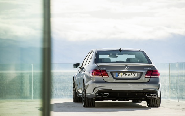 Mercedes-Benz E 63 AMG 2015. Desktop wallpaper