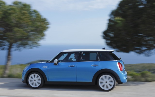 MINI Cooper S 5-door 2015. Desktop wallpaper