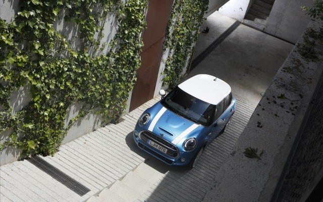 MINI Cooper S 5-door 2015. Desktop wallpaper