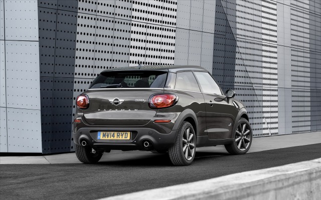 MINI Cooper S Paceman 2015. Desktop wallpaper