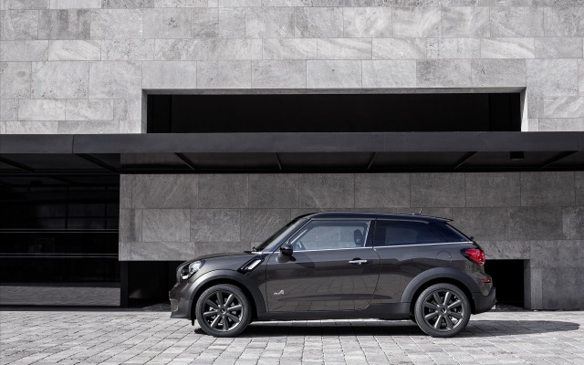 MINI Cooper S Paceman 2015. Desktop wallpaper