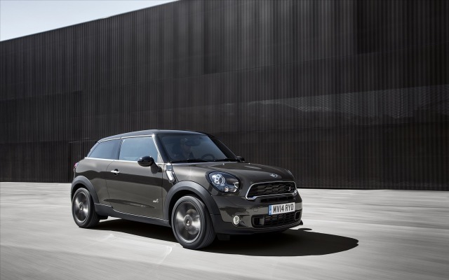 MINI Cooper S Paceman 2015. Desktop wallpaper