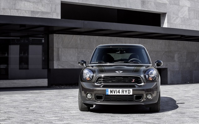 MINI Cooper S Paceman 2015. Desktop wallpaper