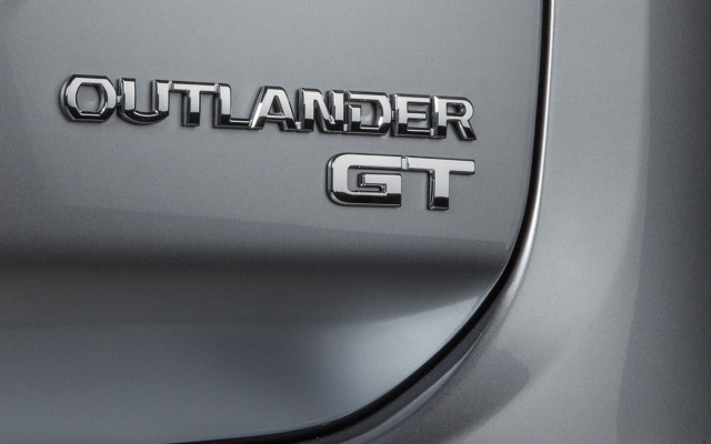 Mitsubishi Outlander GT 2014. Desktop wallpaper