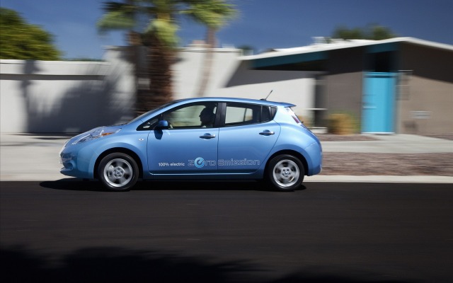 Nissan LEAF 2012. Desktop wallpaper