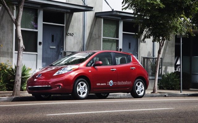 Nissan LEAF 2012. Desktop wallpaper