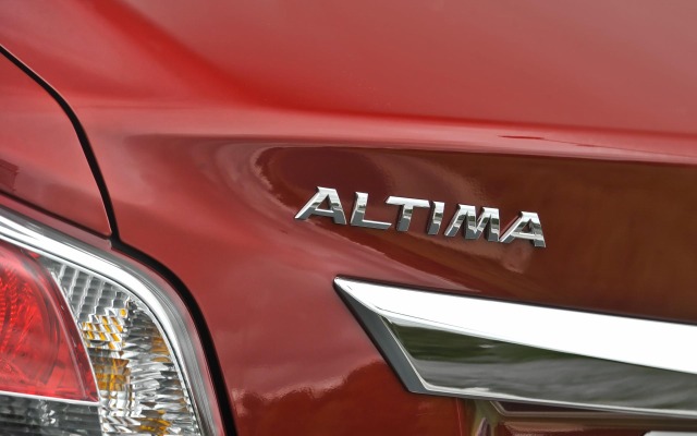 Nissan Altima 35 SL 2015. Desktop wallpaper